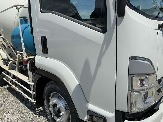 Isuzu Forward 10