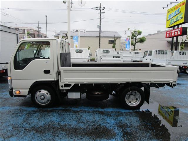 Isuzu Elf 4