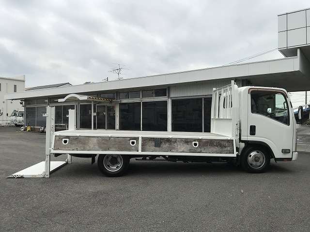 Isuzu Elf 11