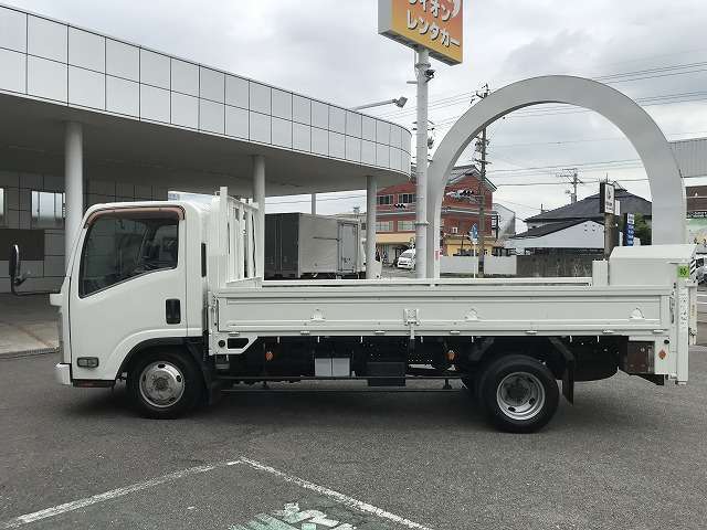 Isuzu Elf 3