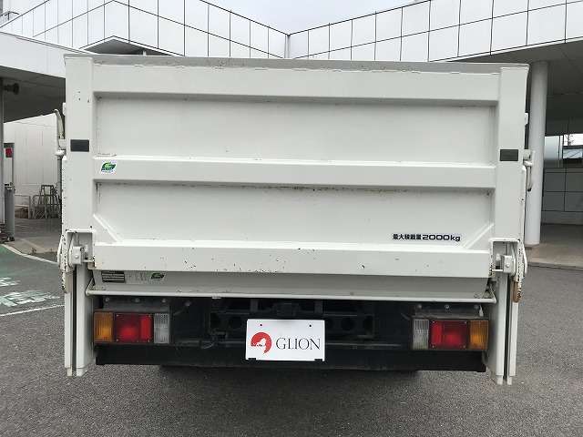 Isuzu Elf 6
