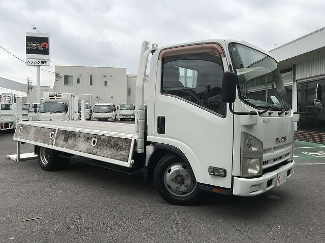 Isuzu Elf 9