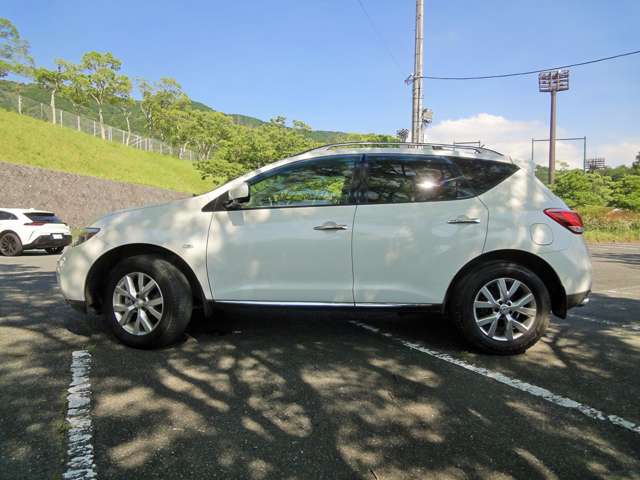 Nissan Murano 5