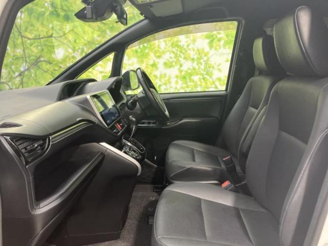 Toyota Esquire 9