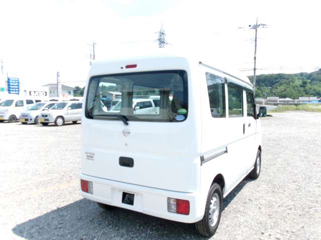 Nissan NV100 Clipper 7