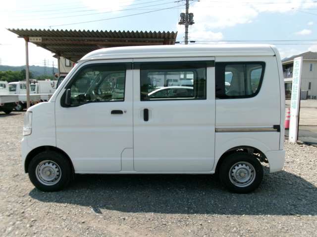 Nissan NV100 Clipper 9