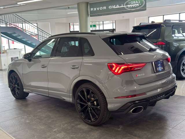 Audi RS Q3 6