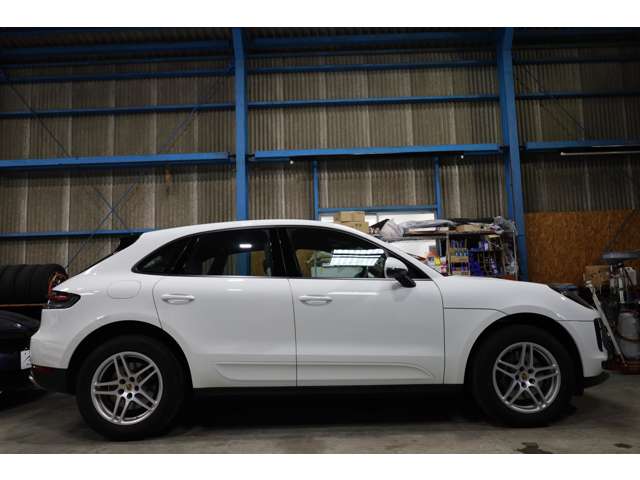 Porsche Macan 5