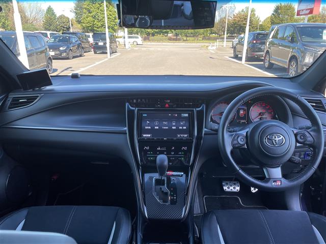 Toyota Harrier 5