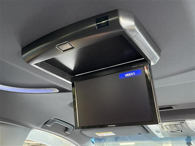 Toyota Alphard 5