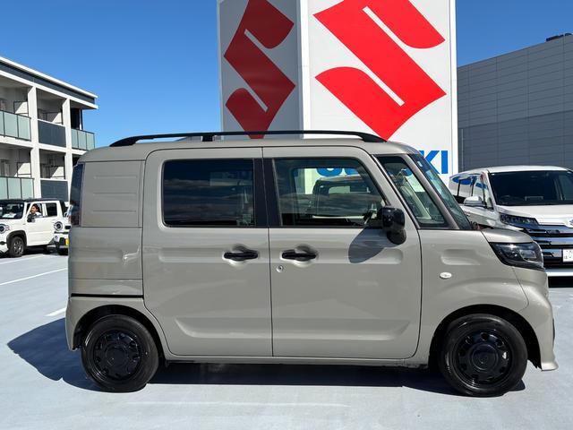 Suzuki Spacia Base 10