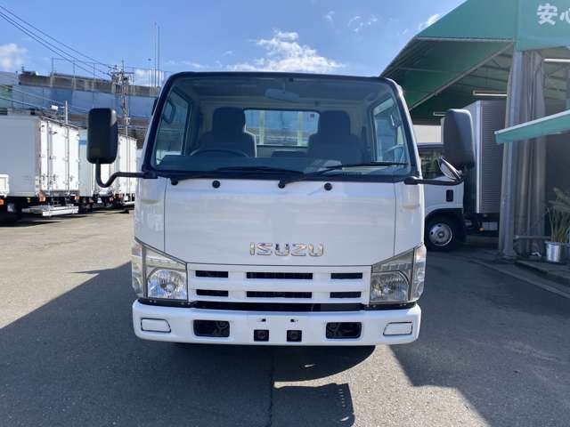 Isuzu Elf 2