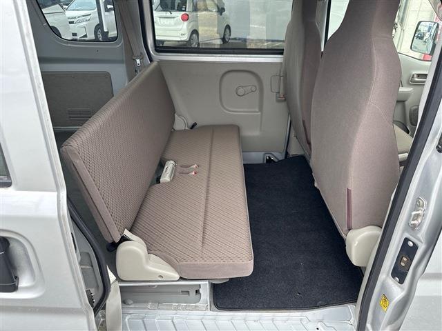 Mitsubishi Minicab Van 12