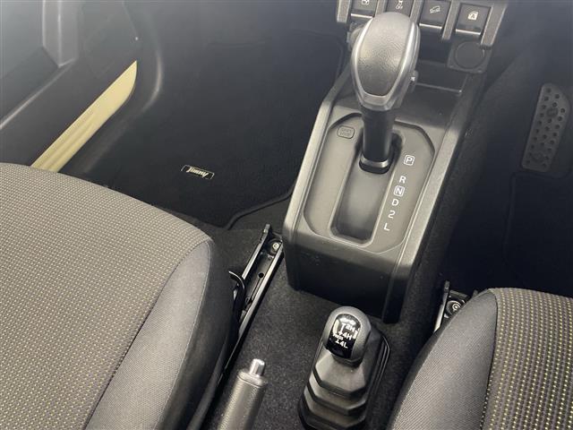 Suzuki Jimny 12
