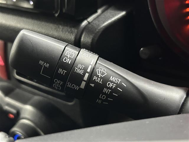 Suzuki Jimny Nomade 11