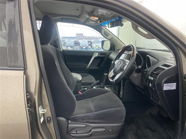 Toyota Land Cruiser Prado 9