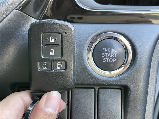 Toyota Noah 10