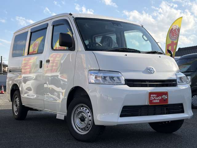 Toyota Town Ace Van 10