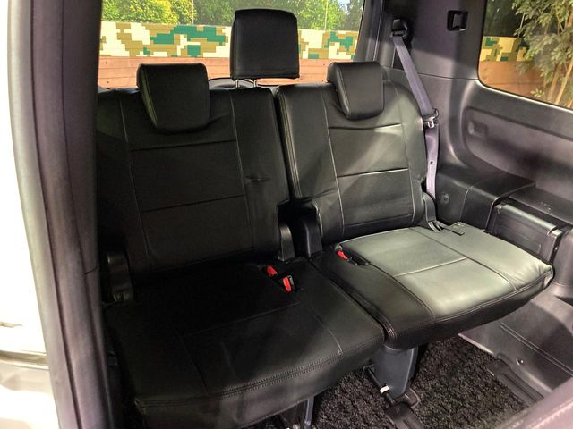 Toyota Voxy 10