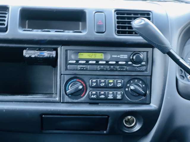 Nissan Vanette 9