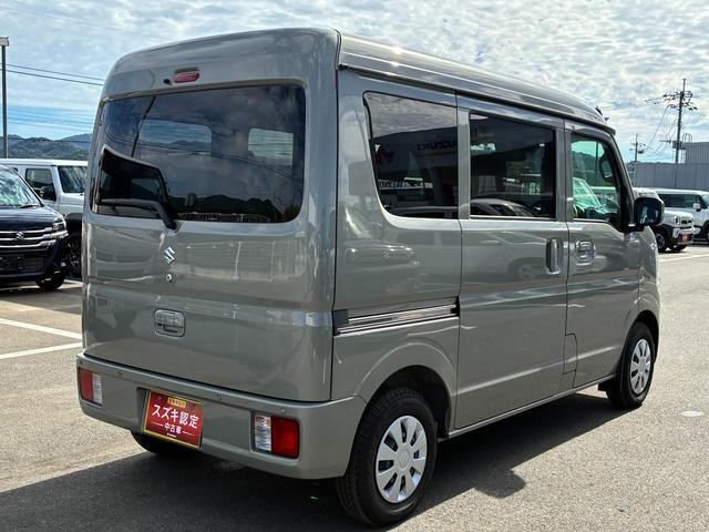 Suzuki Every 8