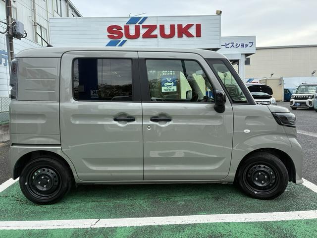 Suzuki Spacia Base 4