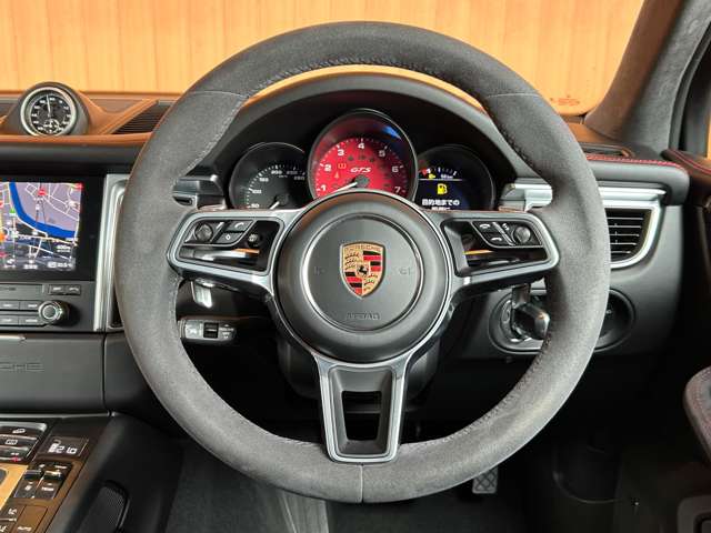 Porsche Macan 7