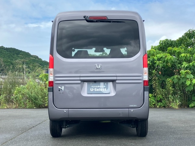Honda N-VAN 8