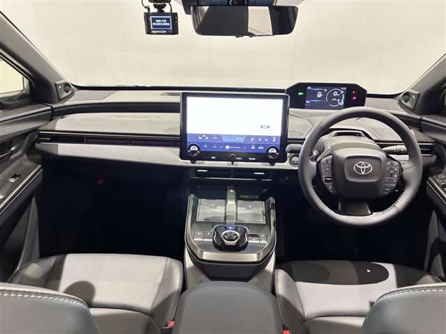 Toyota bZ4X 6