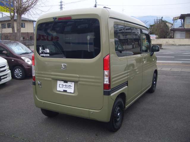Honda N-VAN 9