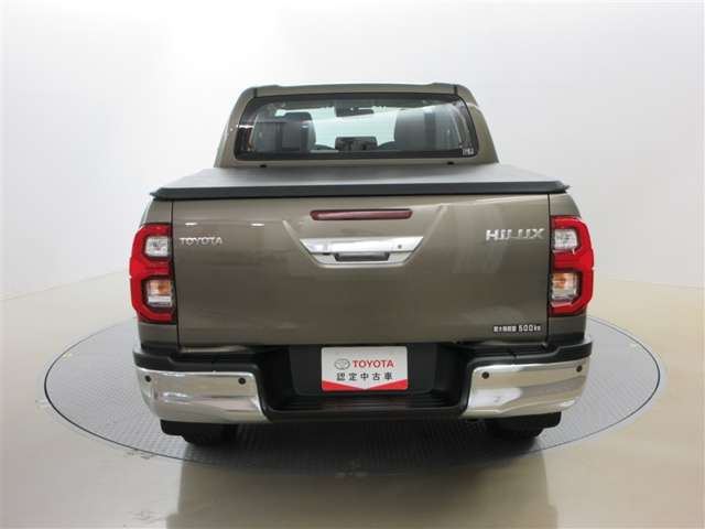 Toyota Hilux 4