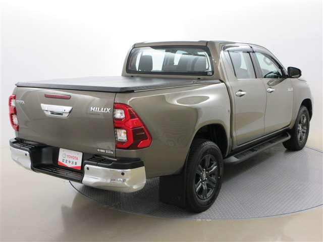 Toyota Hilux 5