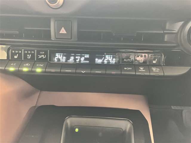 Toyota Crown Sport 12