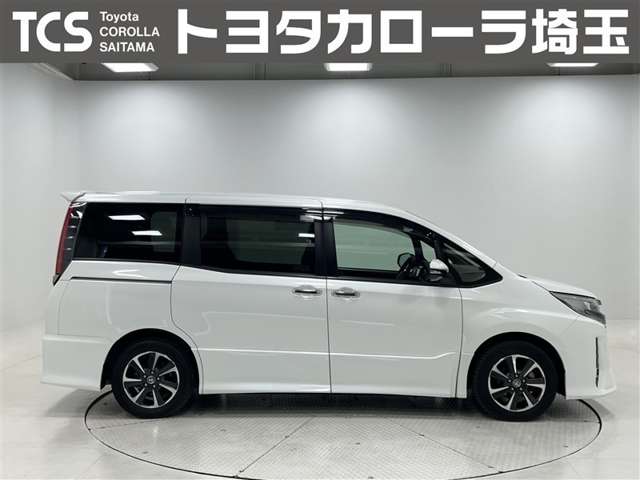 Toyota Noah 11
