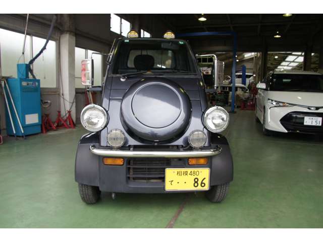 Daihatsu Midget II 2