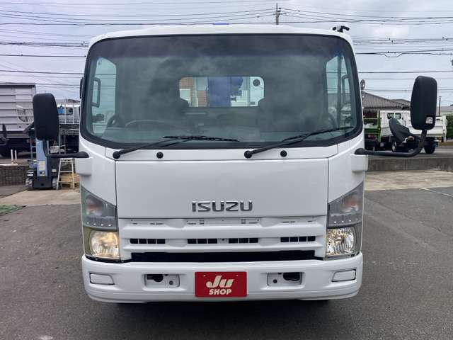 Isuzu Elf 6