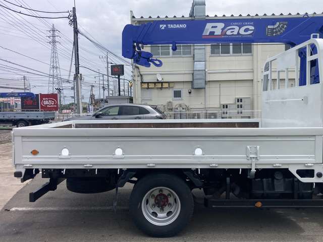 Isuzu Elf 9