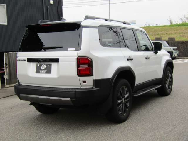 Toyota Land Cruiser 250 9