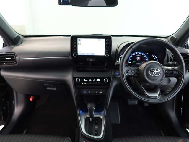 Toyota Yaris Cross 8