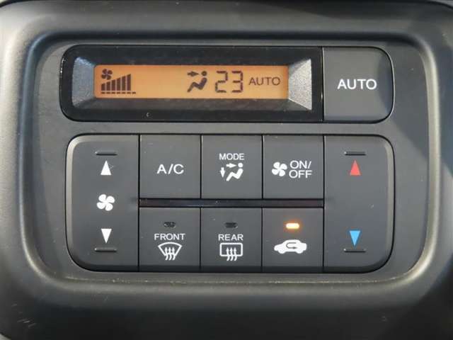 Honda N-VAN 8