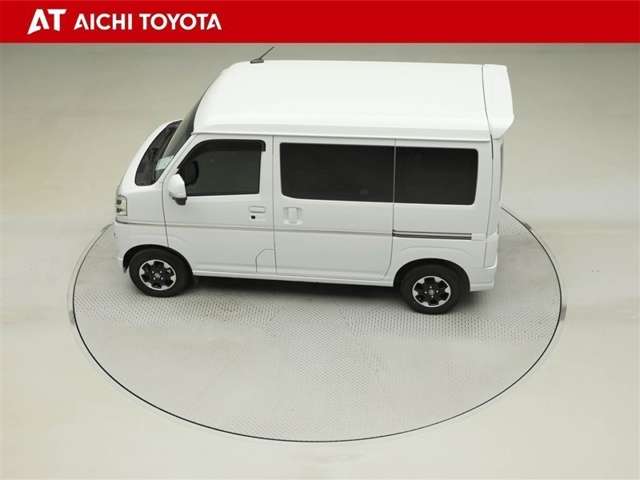 Toyota Pixis Van 11