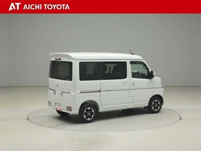 Toyota Pixis Van 6