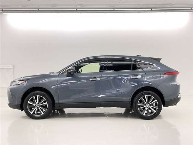 Toyota Harrier 5