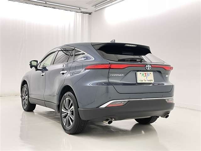Toyota Harrier 6