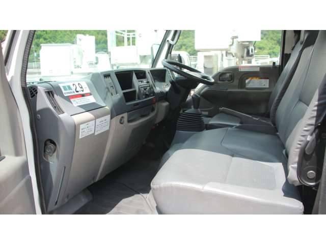 Isuzu Elf 10