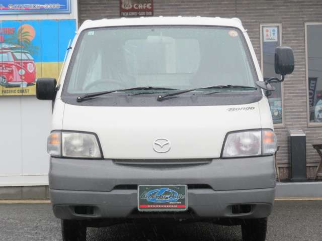Mazda Bongo Truck 3