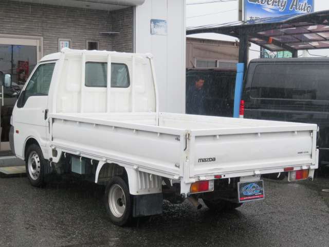 Mazda Bongo Truck 9