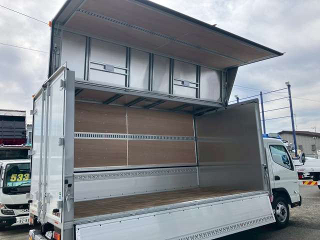 Mitsubishi Fuso Canter 7
