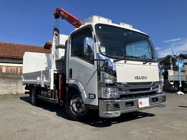 Isuzu Elf 3