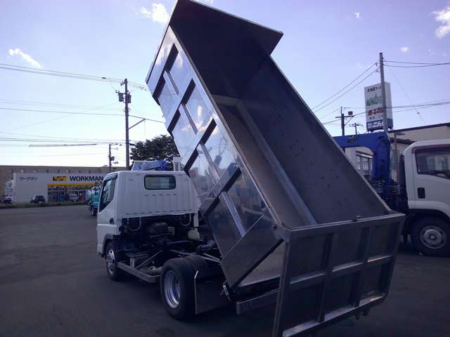 Mitsubishi Fuso Canter 5